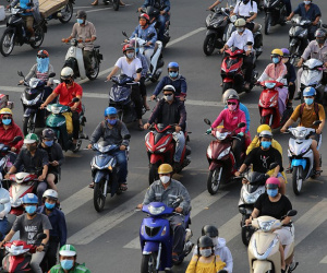 Bộ GTVT đề xuất xe máy phải bật đèn suốt cả ngày