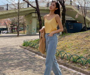 Dân sành mặc đã không còn diện kiểu quần jeans này nữa, bạn cần 'né' ngay kẻo sa sút phong độ mặc đẹp