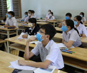 Học sinh TP.HCM học cả ngày thứ 7 ở trường, bắt buộc phải mang khẩu trang