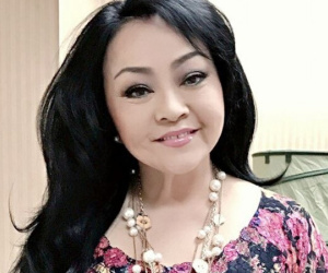 Cuộc sống giản dị, hạnh phúc của danh ca Hương Lan tại Mỹ trong những ngày nghỉ dịch COVID-19