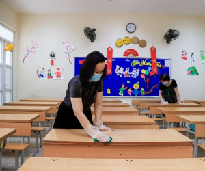 Hôm nay, học sinh tiểu học, mầm non đến trường sau thời gian dài nghỉ tránh Covid-19