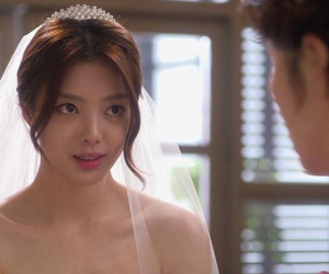 Tất bật chuẩn bị đám cưới, cô dâu phát hiện lí do vì sao chồng không muốn 'ăn cơm trước kẻng' từ 1 dòng trạng thái 2 năm trước