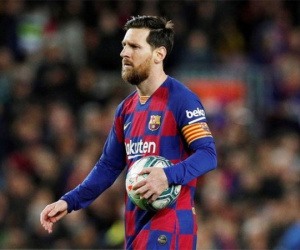 Messi ủng hộ thêm nửa triệu euro chống Covid-19