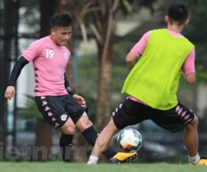 CLB Hà Nội muốn chia tiền quảng cáo trên trang cá nhân của Quang Hải, VFF nói gì?