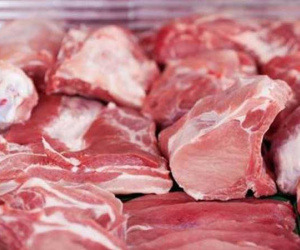 Thịt lợn đắt đỏ chưa từng có, tăng giá thách thức mọi 'lệnh' ép giảm