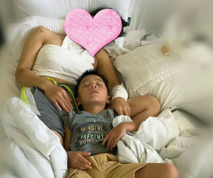 Xót xa hình ảnh nằm trên giường bệnh của ca sĩ Hồng Ngọc sau 1 tuần bị bỏng nặng