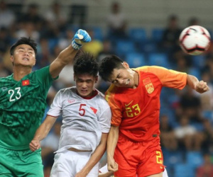 Bóng đá Trung Quốc và những lần phải 'bái phục' Việt Nam