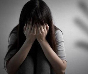 Hiếp dâm con riêng của vợ 'hờ', dọa đánh gãy chân nếu tiết lộ