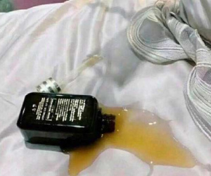 Trót làm đổ lọ chăm sóc da của bạn gái, chàng trai ngây ngô lên hỏi thì được hội chị em 'khai sáng', biết được giá mới... sốc