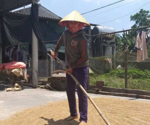 Bác bỏ thông tin người dân Hà Tĩnh bị ép buộc không nhận tiền hỗ trợ COVID-19
