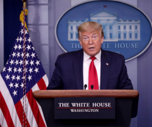 Bị ông Obama chỉ trích, tổng thống Donald Trump cáo buộc người tiền nhiệm 'thiếu năng lực thậm tệ'