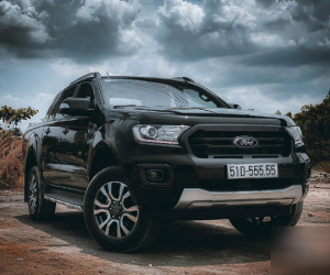 Trúng biển ngũ quý 5, Ford Ranger tăng giá gấp 3, rao 3 tỷ đồng