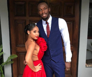 'Tia chớp' Usain Bolt đón con đầu lòng với bạn gái nóng bỏng