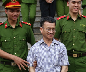 Bí ẩn trong vụ án sửa điểm thi ở Hoà Bình