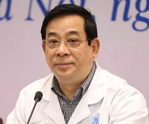 Cân nhắc phương án chuyển phi công người Anh mắc Covid-19 về nước