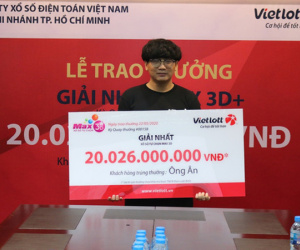 Nam sinh viên không đeo mặt nạ nhận độc đắc hơn 20 tỷ đồng tại Sài Gòn