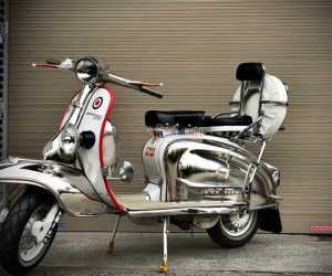 Xe máy cổ Lambretta hơn 60 tuổi giá 456 triệu ở Hà Nội
