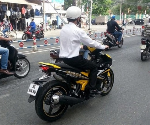 Xe mới mua chưa có biển số, chạy trên đường có bị phạt không?