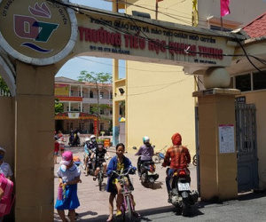 Trường tiểu học Quang Trung nhận trách nhiệm vụ học sinh lớp 1 bị phê bình, mong dư luận 'có cái nhìn cảm thông và chia sẻ'