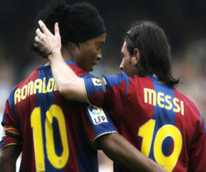 Tiết lộ lý do thực sự khiến Ronaldinho bị tống khỏi Barca, nguyên nhân chính liên quan tới Messi