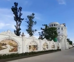 Chủ nhân tòa lâu đài có hẳn sân đỗ trực thăng ở Thái Bình là ai?