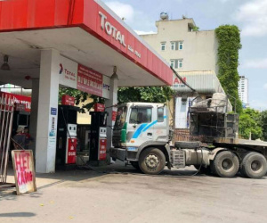 Dừng bán xăng lý do 'khó đỡ': Đứt dây curoa, đóng cửa đi chợ, có đám ma