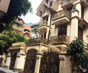 Đại gia Thái Bình chứng minh đẳng cấp, xây hẳn biệt thự 'sinh ba' giữa lòng Thủ đô