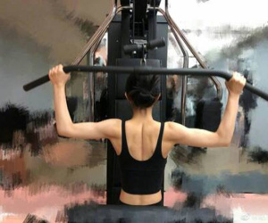 Triệu Lệ Dĩnh gây sốc toàn tập khi khoe ảnh tập luyện với thân hình cơ bắp khó tin