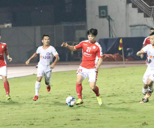 Đẩy thành công 2 quả 11m, thủ môn Tiến Dũng đưa TP.HCM đi tiếp