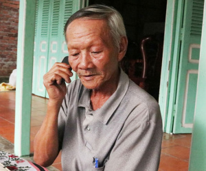 Kỳ lạ người đàn ông ở Cần Thơ 24 năm bị câm, mù bất ngờ nói chuyện và sáng mắt