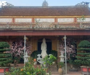 Trụ trì chùa ở Thái Bình bị tố mua trẻ em: Một bé đoàn tụ gia đình