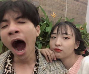Rủ rê 'seo phì' mà bạn trai ngáp mão không thôi, cô nàng phát cáu trả đũa bằng nguyên một series ảnh 'dìm hàng'