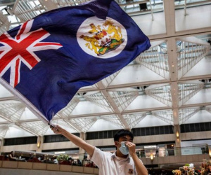 Trung Quốc cảnh báo: 'Anh không có quyền gì ở Hong Kong'