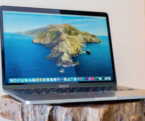 'Tôi trả ngay chiếc MacBook Pro mới mua sau khi nhận máy'