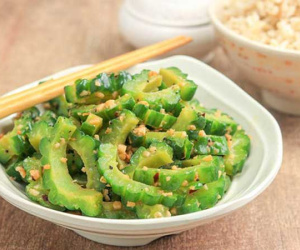 4 thực phẩm có vị đắng giúp bạn đẩy lùi hàng loạt căn bệnh do nắng nóng gây ra, mừng nhất là phòng tránh được đột quỵ do sốc nhiệt