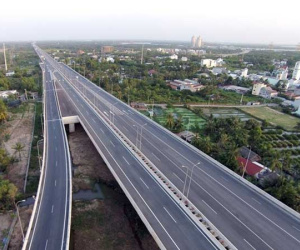 Kiến nghị Quốc hội chuyển 3 dự án cao tốc Bắc - Nam sang đầu tư công
