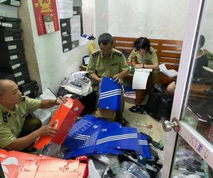 Tạm giữ hơn 5.000 sản phẩm giả thương hiệu Adidas, Nike