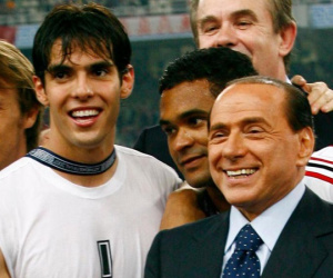 Đội Serie B muốn sở hữu Kaka, Ibrahimovic