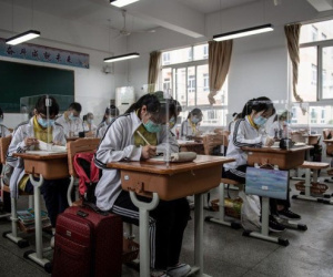Hậu phong tỏa, nhiều học sinh Trung Quốc tự tử vì căng thẳng