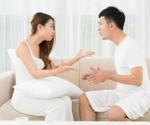 Vợ nhất quyết đòi li hôn ngay trong tuần trăng mật vì lí do chẳng thể giống ai