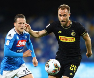 Napoli loại Inter khỏi Cup Quốc gia