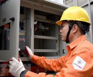 Vì sao hóa đơn tiền điện tăng cao?
