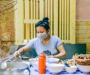 Bà chủ bún ngan Nhàn nức tiếng Hà Nội lần đầu thừa nhận rất hay chửi nhưng được hàng xóm 'minh oan', tự tin thịt hàng mình mà 'ai chê là người không biết ăn'