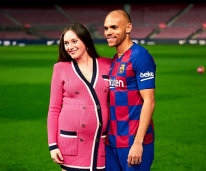 Giấu diếm việc được Barca liên hệ, Braithwaite bị... vợ nghi ngoại tình