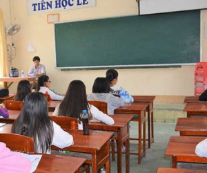 Bộ GD - ĐT cân nhắc lùi thời gian tựu trường