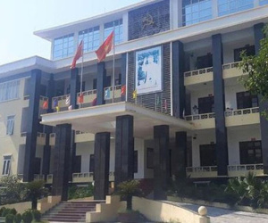 Nữ Bí thư huyện đoàn bị chồng tố sinh 2 con không cùng huyết thống: 'Tôi không ngờ chồng lại làm vậy, tôi không nói với ai về bố nó hết'