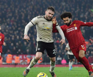 Premier League trở lại: MU kiếm tiền, Liverpool ẵm Cúp