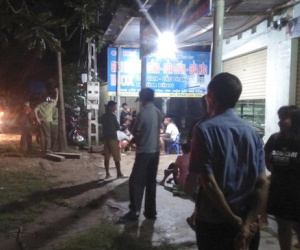 Bị ngăn cản khi lên đón vợ, con rể đâm bố vợ nguy kịch