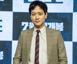 'Nam thần' Kang Dong Won gây bất ngờ với nhan sắc phát tướng như 'ông chú trung niên' tại họp báo Train To Busan 2