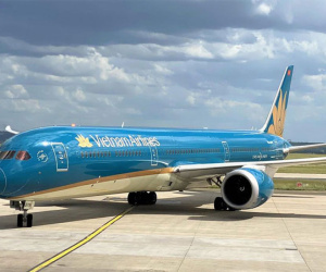 Vietnam Airlines thông tin về vụ việc nữ hành khách trượt chân tử vong ở xe thang máy bay